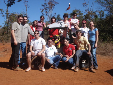Equipe BAJA UFMG.JPG